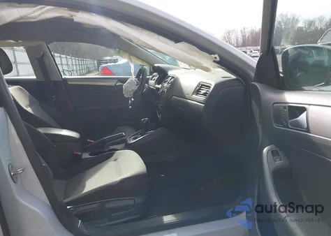 2017 Volkswagen Jetta 1.4T S from USA, damaged, VIN 3VW2B7AJ4HM239429